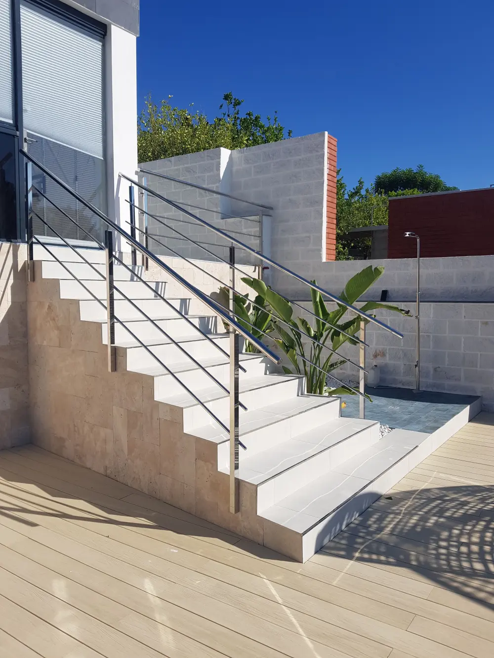 Barandilla de escalera exterior en acero inoxidable ISOTANK, Lucena Córdoba